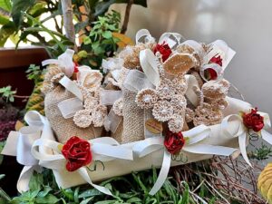 Bomboniera con sacchetto di juta